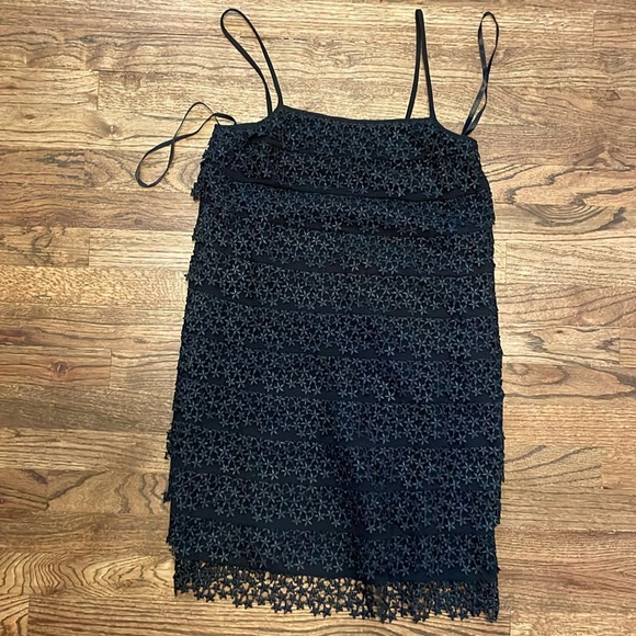 Diane von Furstenburg Tiered Star Lace Dress Black Mini - Picture 4 of 11